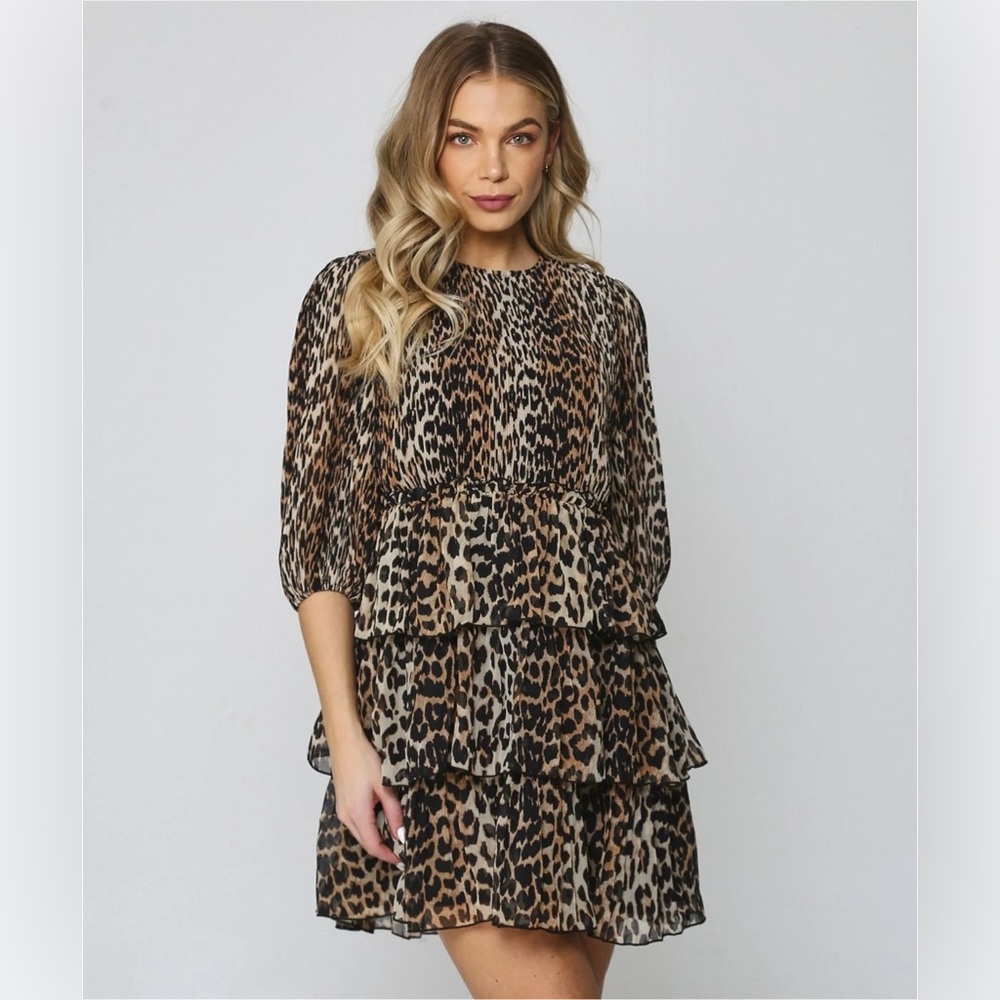 Ganni Pleated Georgette Leopard Ruffle Babydoll Dress
Leopard , EU 44 (US 14)